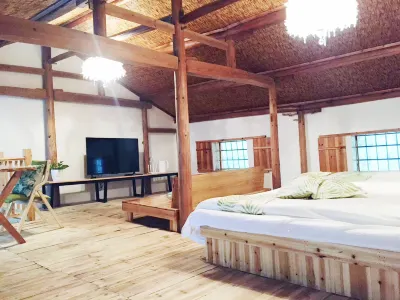 Village Life Guesthouse Hotels in Stone Forest Scenic Area