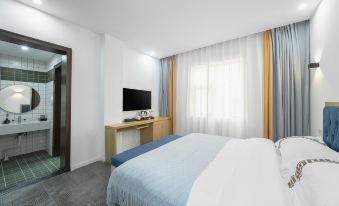 Yunjian Mountain Hotel (Jiuzhaigou Goukou)