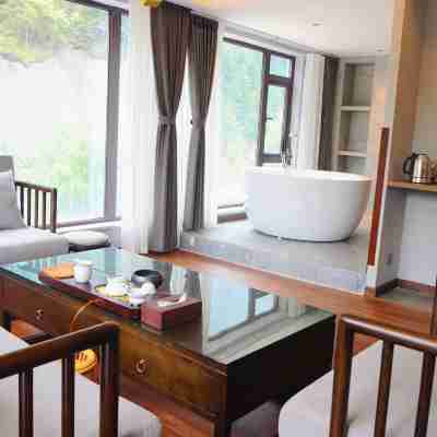 理縣米亞羅大酒店 Rooms