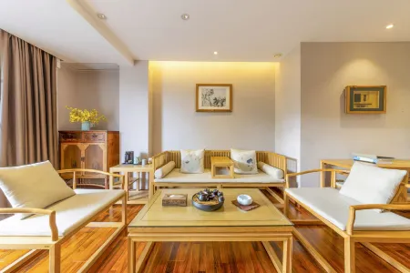 Hongru Culture Boutique Hotel Отели рядом с достопримечательностью «Yearning Tea Plantation Tourist Attraction»