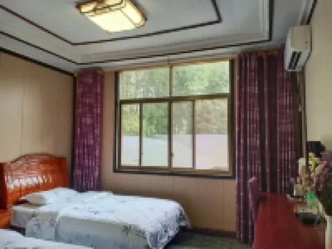 長寧鳳凰山莊酒店