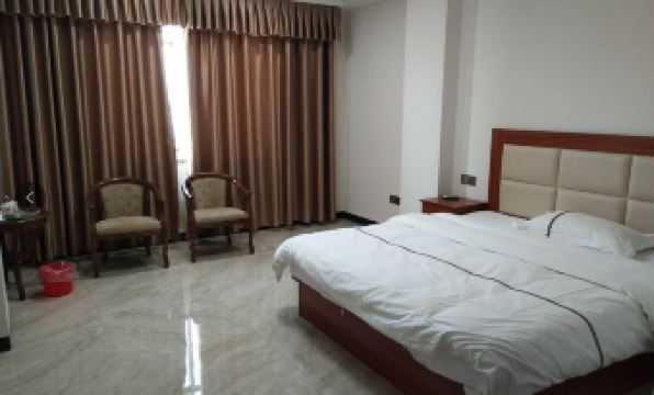 Pingjiang Xijiang Hotel