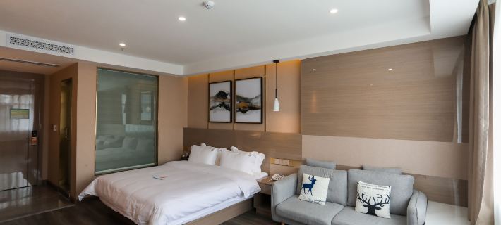 Beehive Holiday Hotel Hotels in Xinfeng