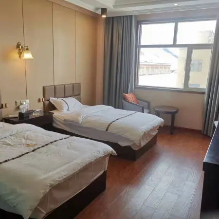 Shiqu Dengma Linzong Hotel