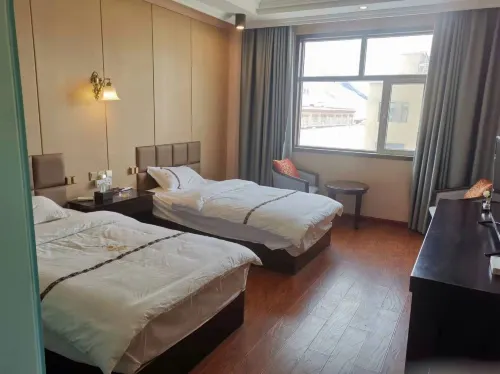 Shiqu Dengma Linzong Hotel