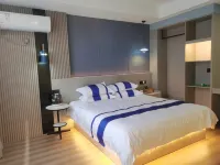 윈허 머큐어 호텔 셴공후/해변 관광지구 호텔