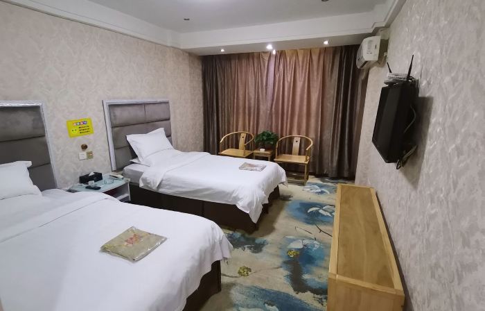Luxian Langtaosha Hotel