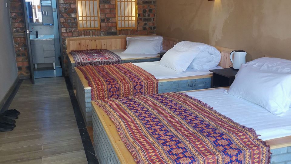 Maorong CaveHouse