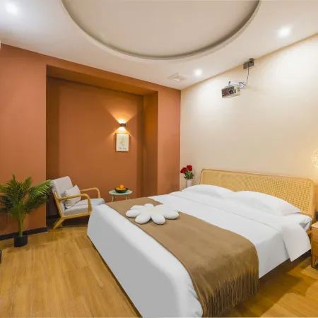Yunmeng Hotel