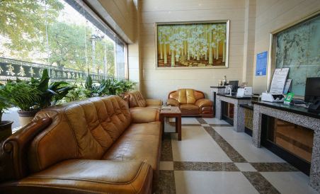 Longixi Fengtai Business Hotel - Housity
