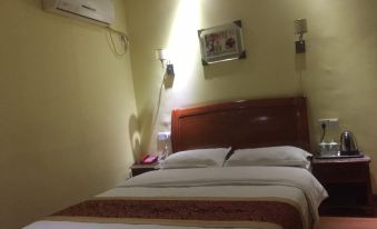 Zhenghe Crown Business Hotel