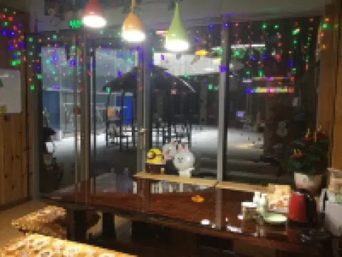 青島天舒太空艙客棧（凱德廣場清江路地鐵站店）