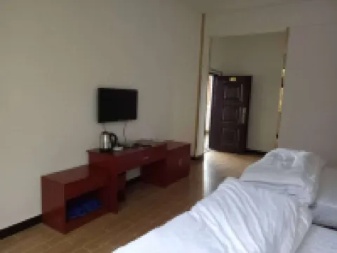 Xinping Haolirong Ecological Farm