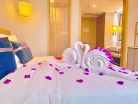 Kaili Wanhuzhai Hotel (South High-speed Railway Station) Hotels in Kaili