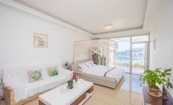 Dameishahai World Invincible Seaview Apartment Hotel