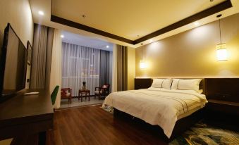 Quanpan Yaju Hotel (Qiannan Zhisheng Tangquan Building 5)