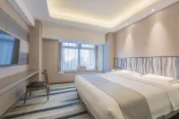 Midland Marriott Hotel (West Coast New Area City Balcony Branch) Hotels near City Balcony Scenic Area