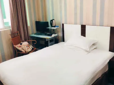 Wenxian Haolaiwu Hotel Hotels near Wenxian Tianchi National Forest Park