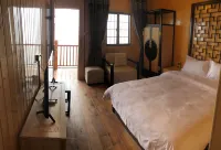 Anhua Zhuxinglou Homestay - Mountain view