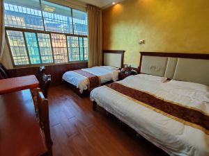 Shuangfeng Auspicious Hotel