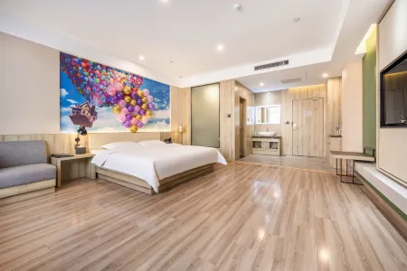 Shanluo Shanshui Times Hotel Отели рядом с достопримечательностью «Shangluo University»