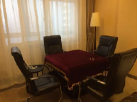 Minghao Holiday Hotel (Pingdingshan Kaiyuan Road Pedestrian Street) Hoteles en Pingdingshan