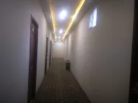 Weixian Qingya Hotel