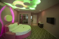 Feixian Oriental Theme Hotel