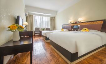 Boutique Holiday Hotel (Beihai Beibuwan Square)