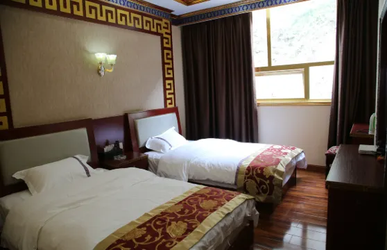 新龍雅礱江大酒店