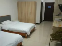 Donggang Port View 58 Apartment