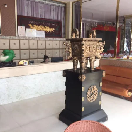 Huairen Hongda Hotel