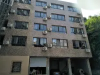 Southern Dishuiqing Business Chamber Hotel in zona Shengzhong Dam Fuyin Cave Scenic Area