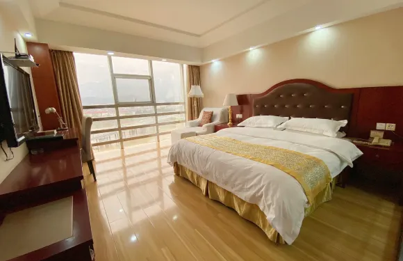 信銳國際大酒店（新縣火車站店）