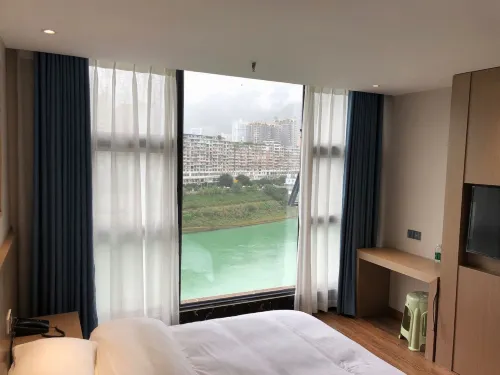 Pengshui Chatian Wushe Hotel