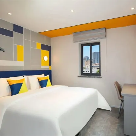 7 Days Inn (Beijing Tongzhou Universal Linheli Subway Station)