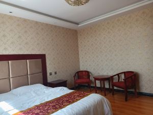 Qinghai Lake Mingchuan Business Hotel