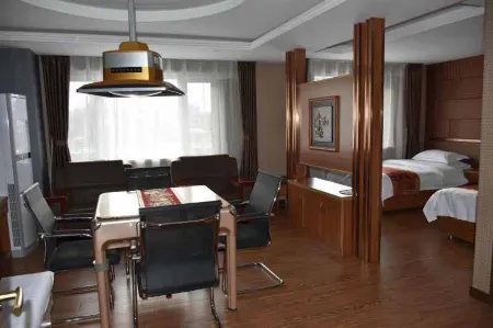 Tangyuan Longxinge Hotel