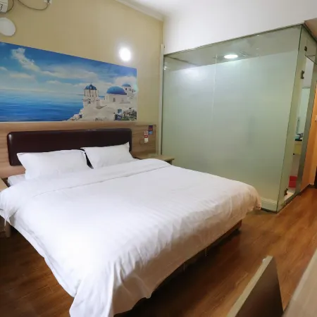 Karamay Clear Water Bay Business Hotel
