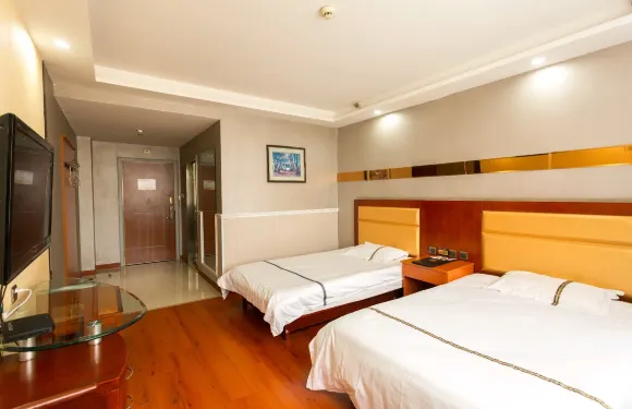 北屯嘉年華酒店