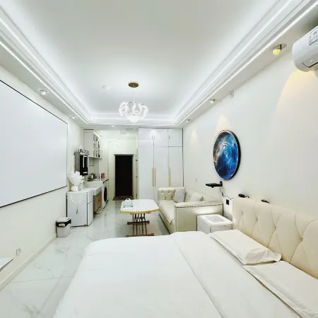 Ouli Smart Homestay (Daqing Wanda Plaza)