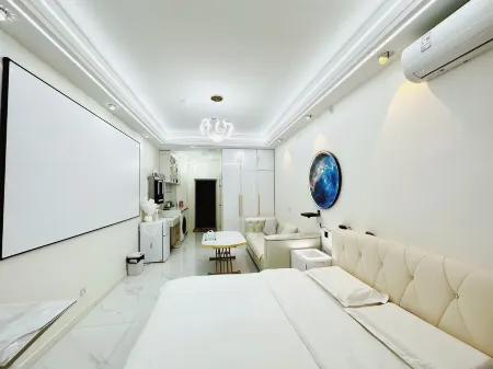 Ouli Smart Homestay (Daqing Wanda Plaza) Отели рядом с достопримечательностью «Daqing Normal University»