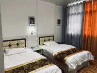 Longzhu Hotel - Inns
