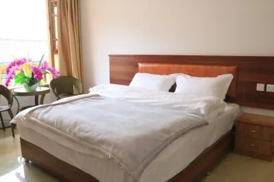 Yanguiyuan Hotel Các khách sạn gần jishentai
