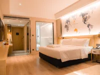 Kyriad Marvelous Hotel Luoding Ring City East Road Hôtels à : Luoding