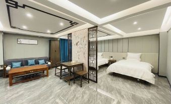 Fengshe Light Luxury Hotel (Shangcai Caiming Park Scenic Area Branch)