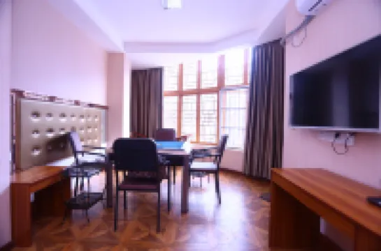 Nanchong Yixin Business Hotel Hotels in Xichong