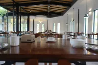 Wuzhe Spa Resort Hotel a Luxi