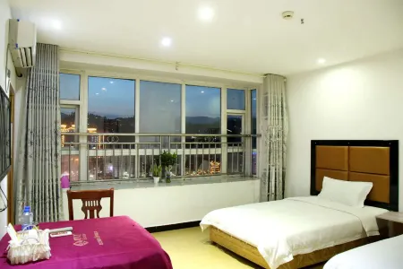 Jinping Baoding Hotel