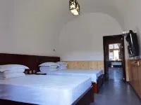 Linxian Lukou Inn